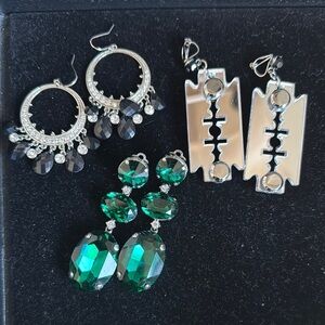 Elegant Silver and Green Earrings Set